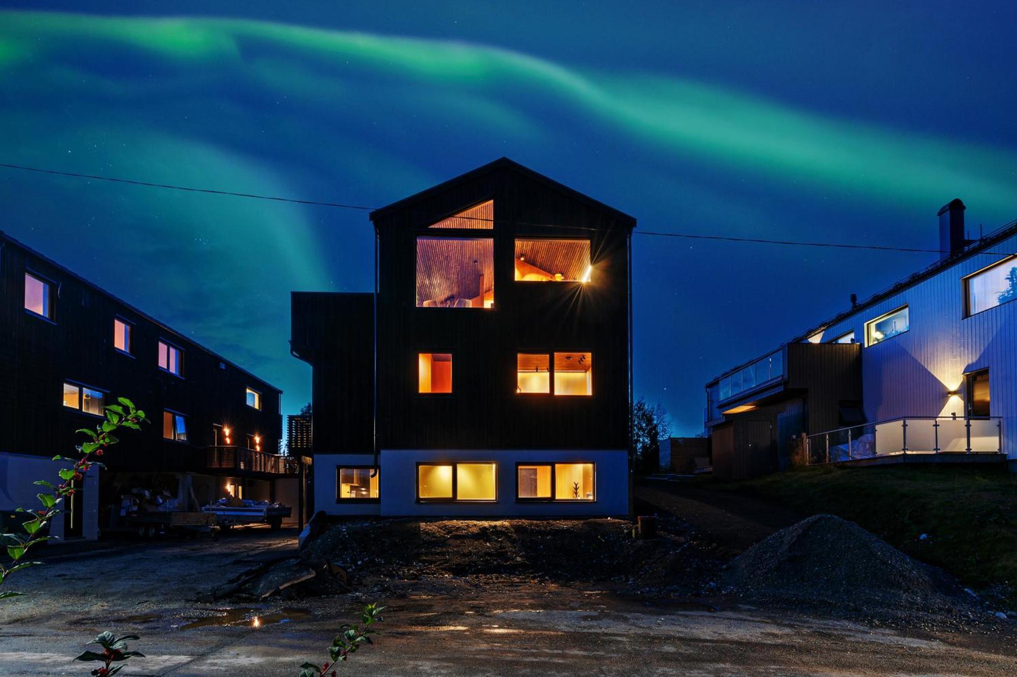 Arctic Seasons - A Cozy Luxury Escape At The Of Lägenhet *